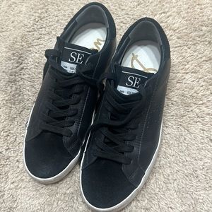 Sam Edelman black sneakers